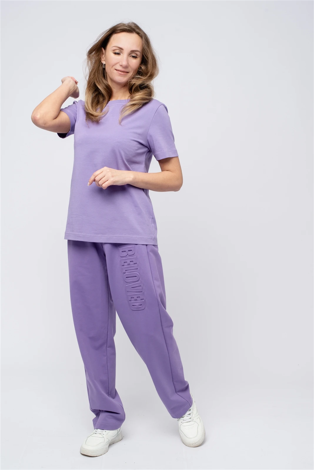 Брюки спортивные женские 3124.FPD Тиснение оптом от производителя Ledinika